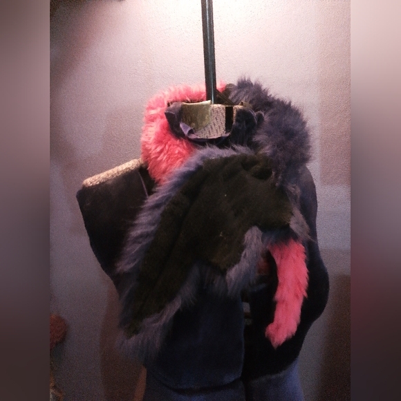 Batwing scarfs/shawls made to order - Picture 4 of 4